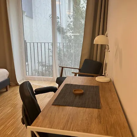 Happy Harrachgasse Apartahotel Graz