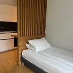 Apartahotel Happy Harrachgasse 3*