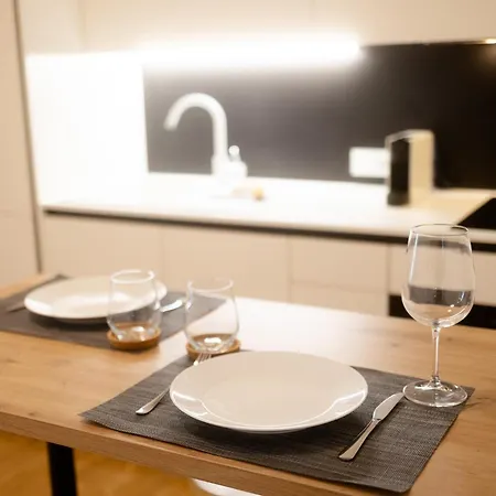 Happy Harrachgasse Lejlighedshotel 3*