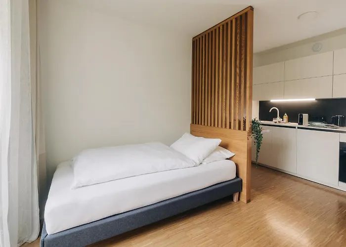 Aparthotel Happy Harrachgasse 3*