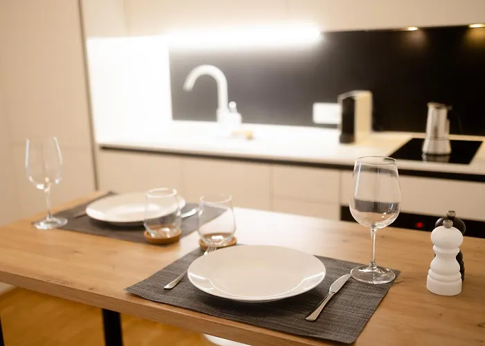 Happy Harrachgasse Aparthotel 3*